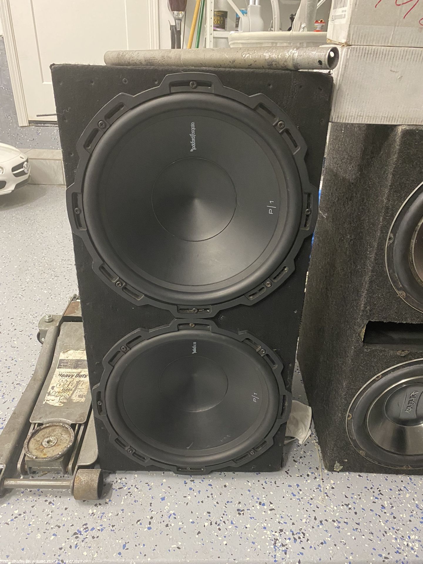 Subwoofer 15 Inch Rockford Fosgate P1 Sounds Good