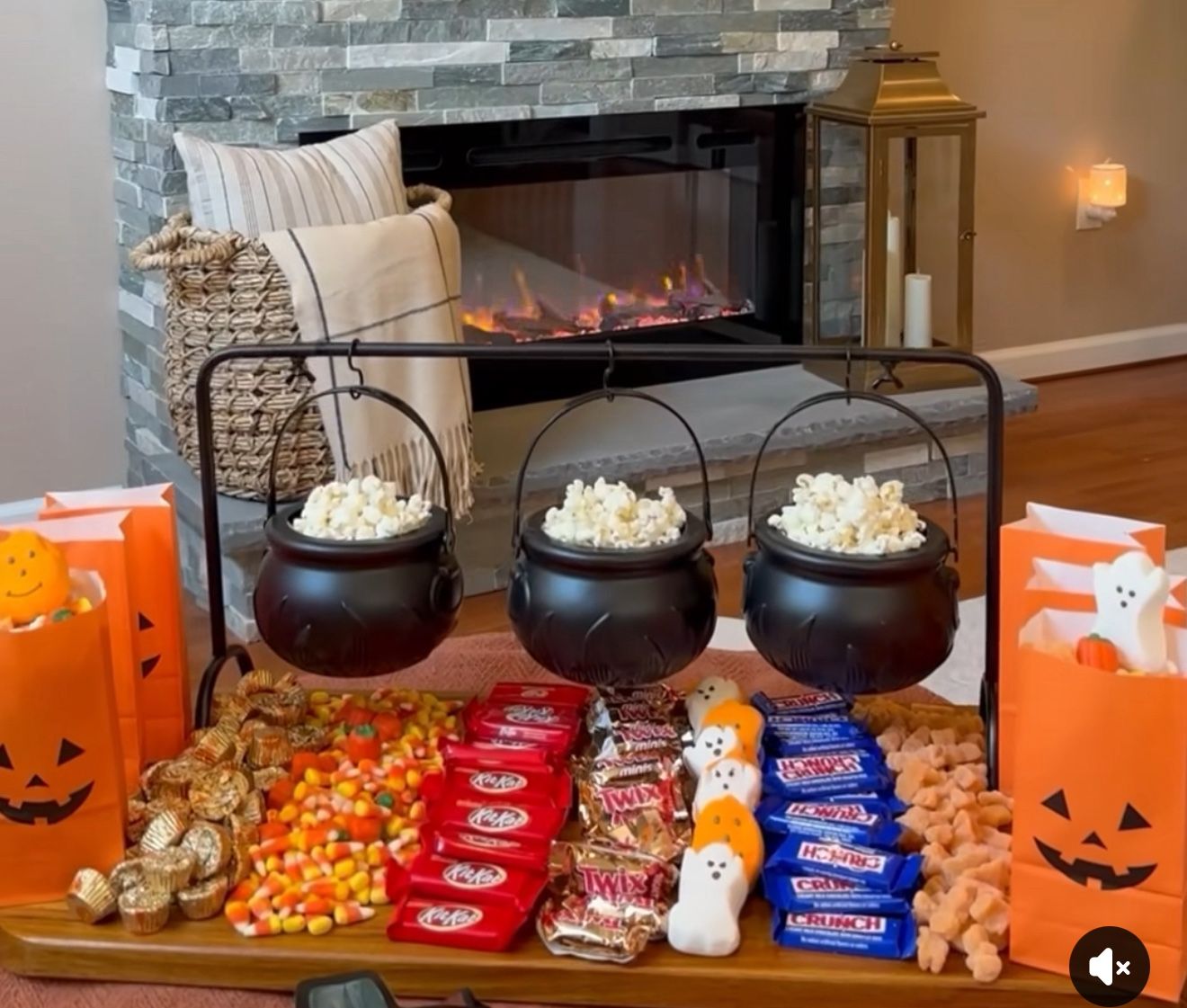 NEW HALLOWEEN 3 PIECE SET CAULDRON
