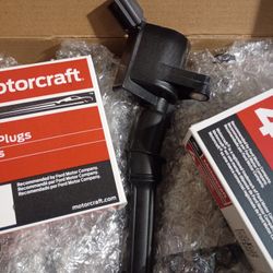 Ford Ignition Coils Set With Sparkplugs. 97-94