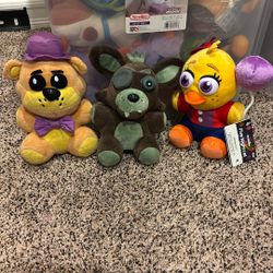 3 PCs Five Nights At Freddy’s Stuffed Animals $5 Each One
