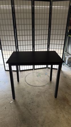 black table