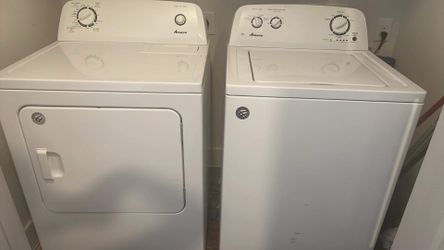 Amana washer and dryer set