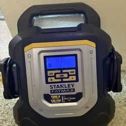 Stanley J15CF 1500 Amp Jump Starter, Auto-stop Air Compressor 