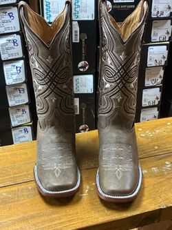 Women Boots