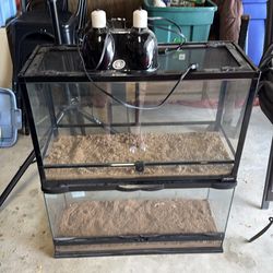 Reptile tanks and stands