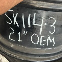 21”. 5x114.3. Maserati Wheel.  $500