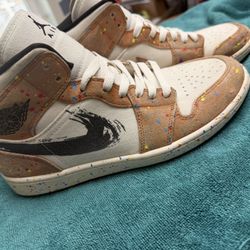 Nike Air Jordan 1 Mid SE Brush stroke Paint Splatter- men’s size 10