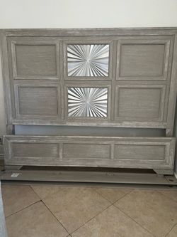 King Head board