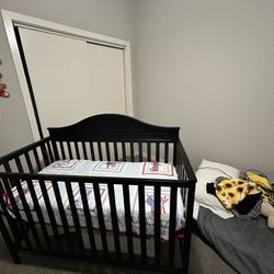 Convertible Crib