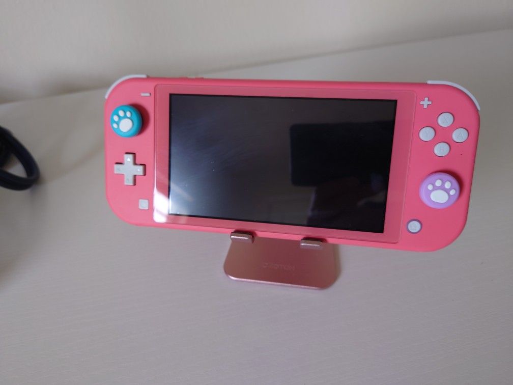 Switch Lite // MOVING SALE