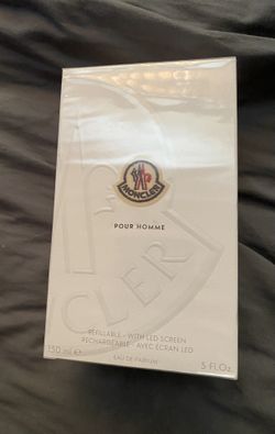 Moncler by Moncler Eau De Parfum Spray (Refillable + LED Screen) 5 oz for Men