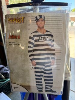 Costume