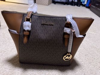 Michael Kors Signature Tote Bag