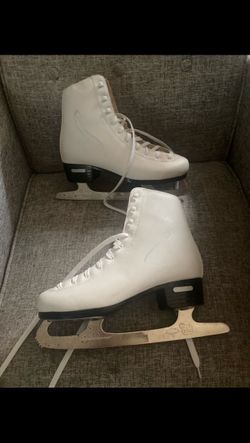 Figure ice skates Women’s size 8