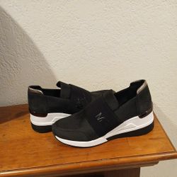 Brand New Women's Michael Kors Shoes Size 8