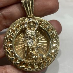 10k Pendant 29.1 Grams 
