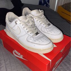 Nike Air Force 1s White Size 8.5