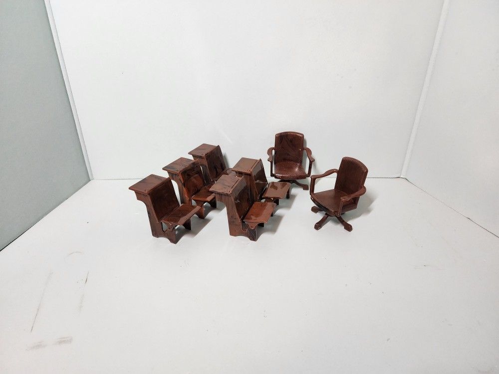 Vintage Miniature Renwal Plastic School Room Pieces