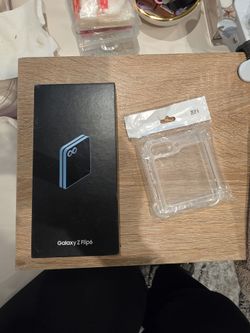 Brand New Samsung Galaxy Z Flip6 Internationally Unlocked
