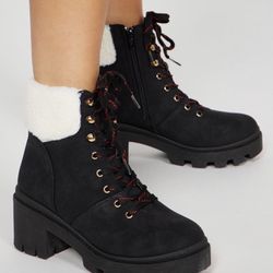 Black Women’s Combat Boots