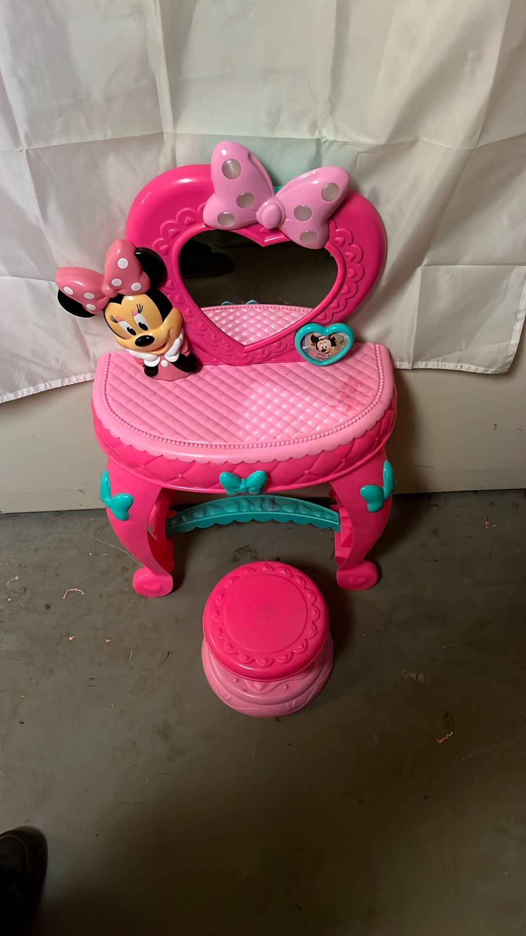 Minnie Get Up