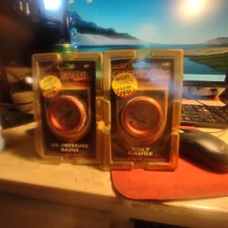 Oil Pressure/Volt Gauge. New  10 Year Warranty 