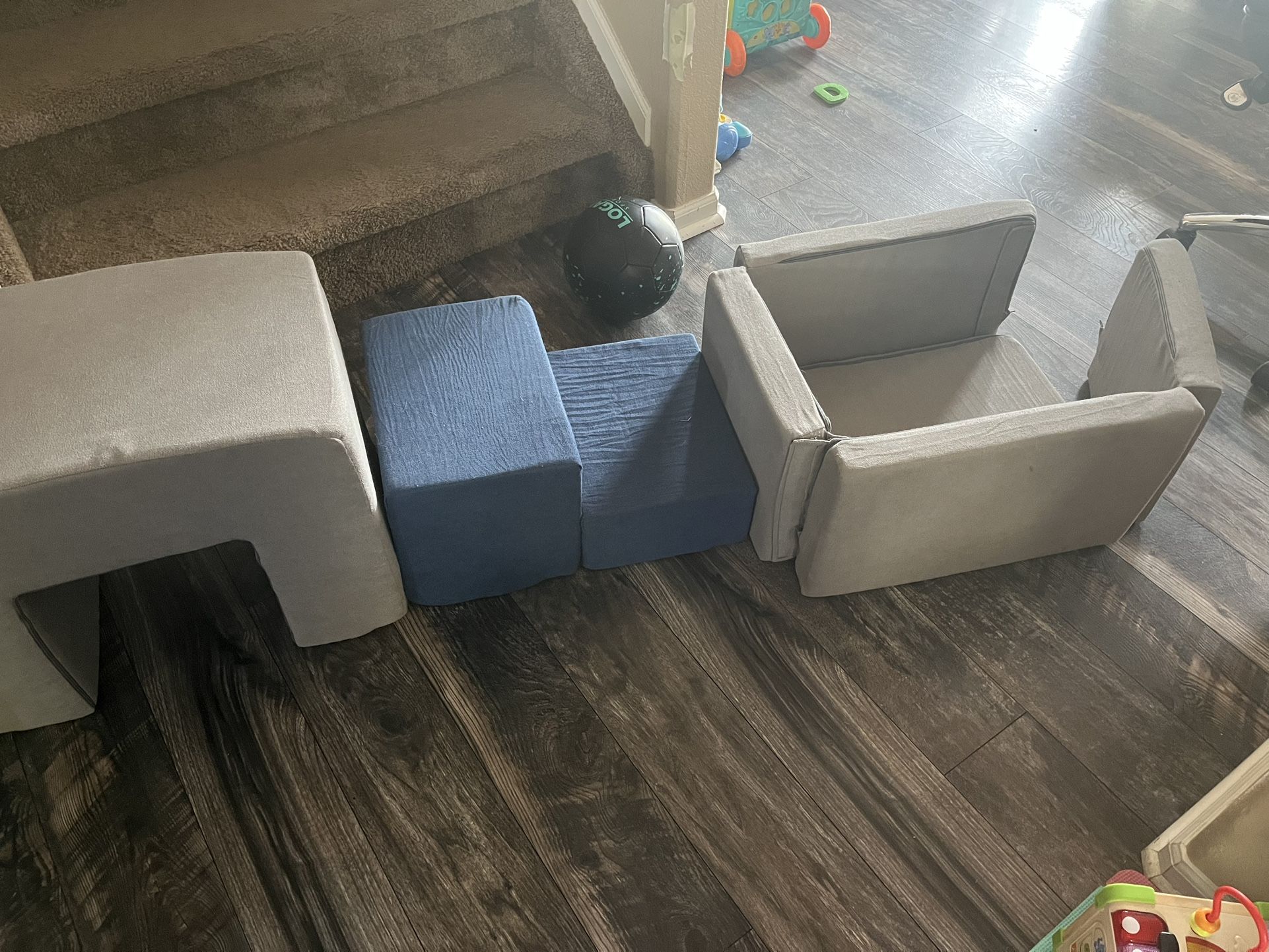 Infant/Toddler Play/Fort Cushions