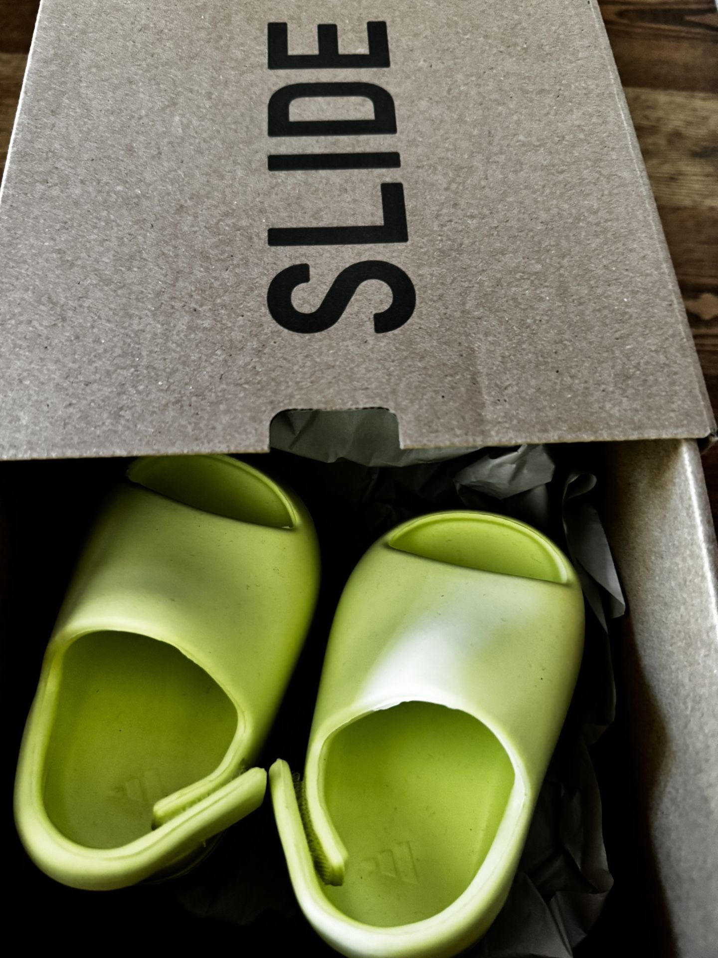 Yeezy Slides 