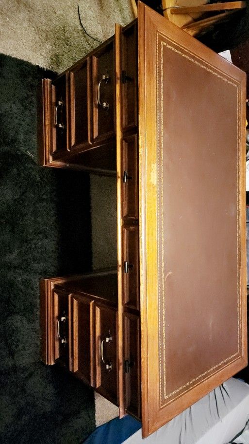 Hekman Leather Top Desk