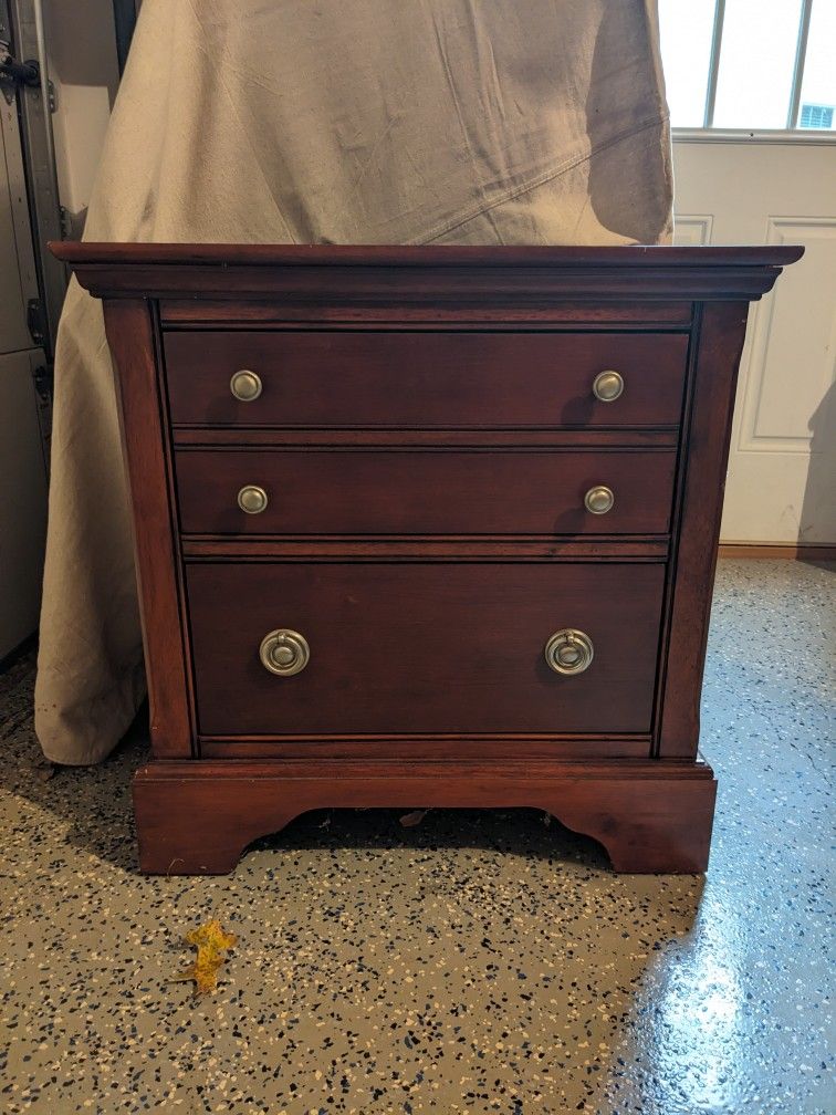 2 Oversized Bedroom Nitestands