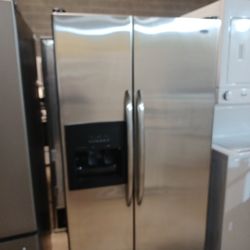 Amana Refrigerator  Side By Side Stainless Steel 