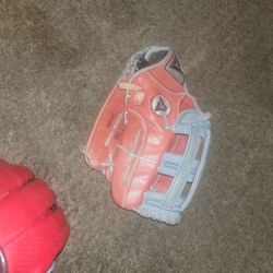 Akadema Manny Ramirez Glove 