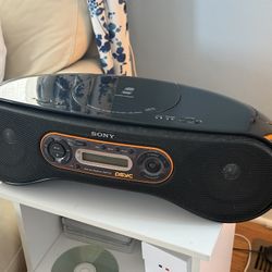 Sony Boombox ZS-SN10 Atrac3plus Psyc Radio AM FM CD MP3 TESTED WORKS, Missing Antenna 