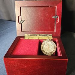 Vintage Jordan Mark Wooden Musical Jewelry Box – Plays “Endless Love”