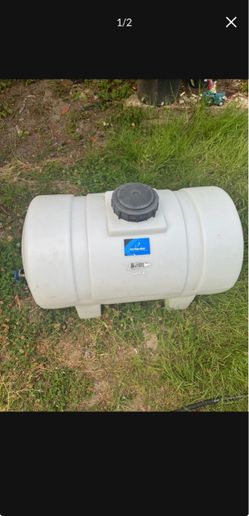 Ace Roto-Mold horizontal leg tank
