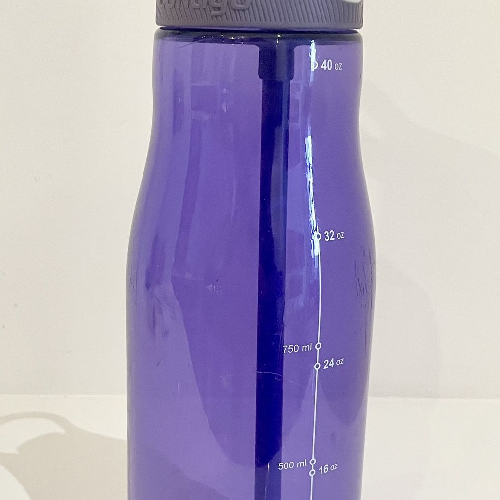 Contigo - Locking - Autospout - Plastic Water Bottle - 40 oz - Purple for  Sale in Philadelphia, PA - OfferUp