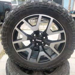 Good Trip Tires 35×12.5 Or 22 LT.