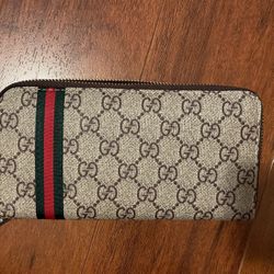 Gucci Wallet 