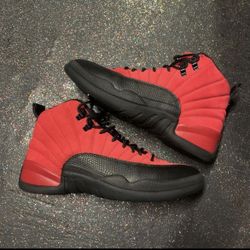 Jordan 12 Reverse Flue Game