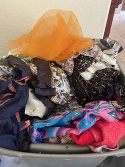 Fabric / Scarves / Tapestries