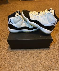 Jordan 11's Retro 2018 Concord 7Y/ Men's 7/ Women's 8.5