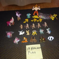 18 Pokemon Collector Pins And Figurines Also. Excellent Condition! Selling Is A Bundle. All Sales Final