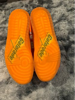Jordan 1 Retros gatorades “orange peel”
