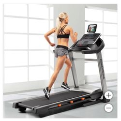 NordicTrac Smart C960i Treadmill