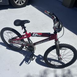 Red and Black 20”  Dynacraft Wipe Out BMX Bike