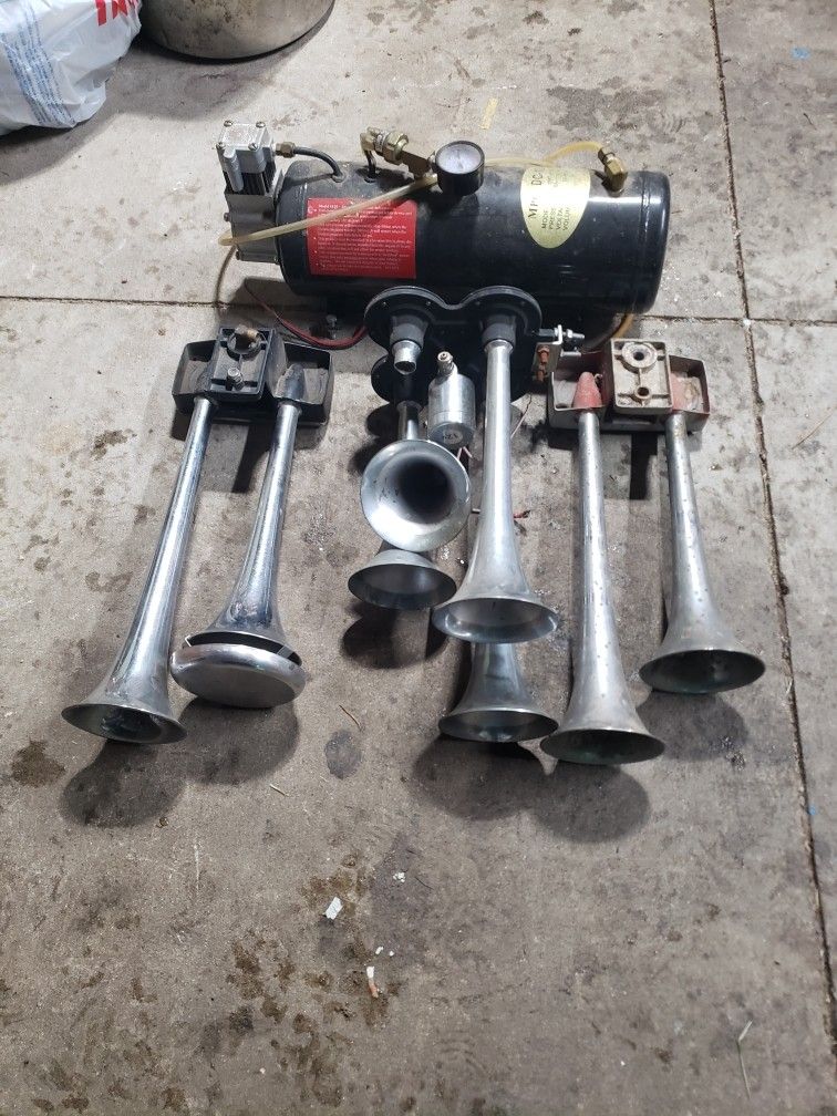 Air Horns