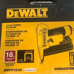 Dewalt 18 GA Stapler 