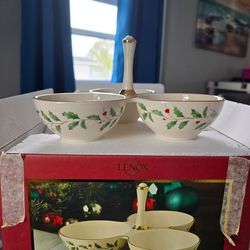 Lenox Holiday Condiment Server
