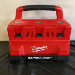 Milwaukee Six Bay Rapid Charger