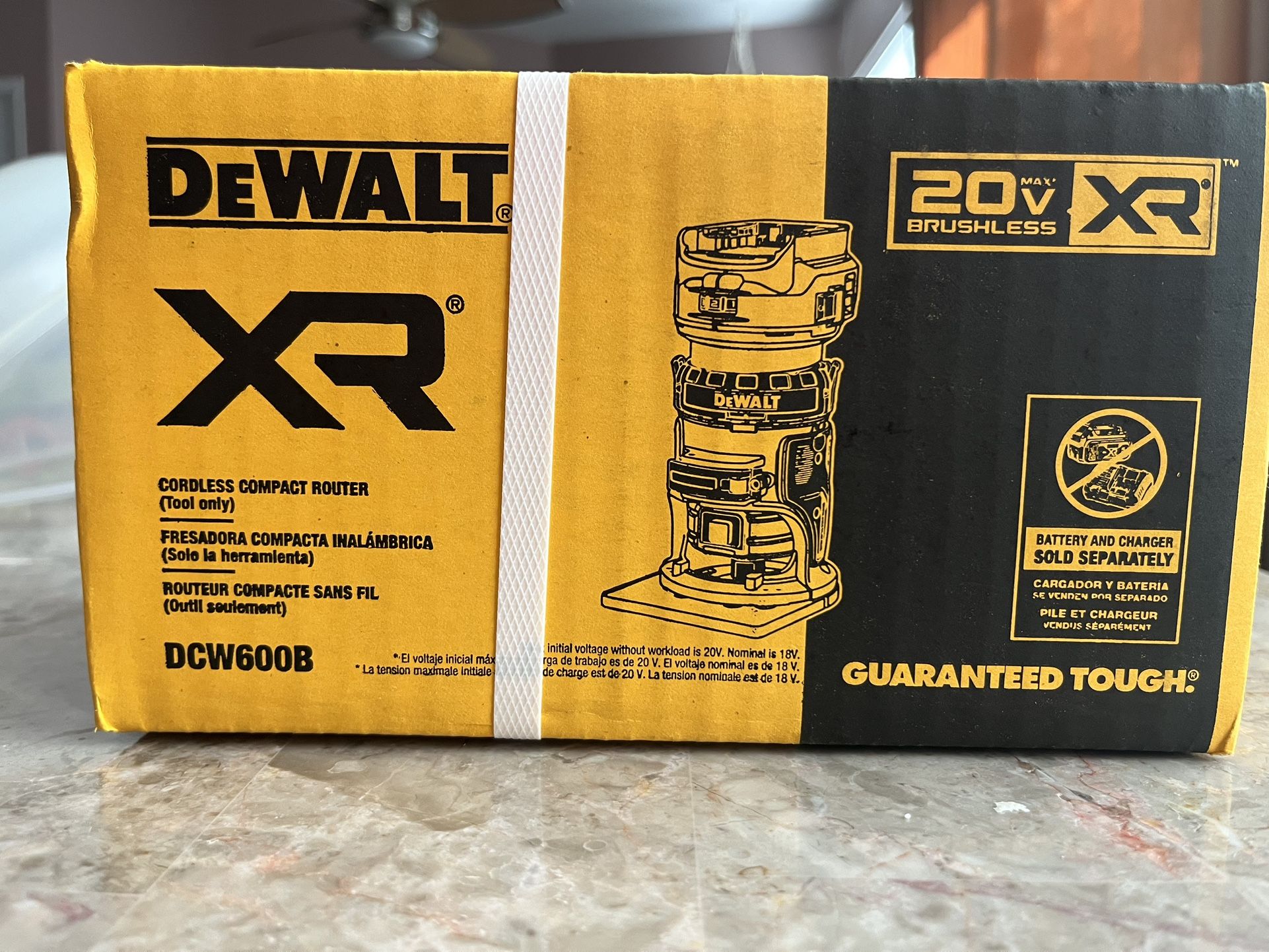 BRAND NEW DEWALT CORDLESS COMPACT ROUTER